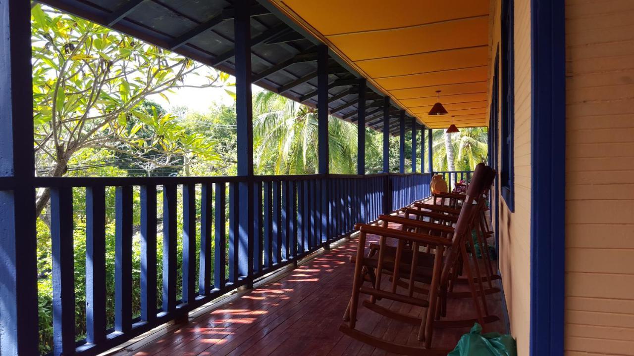 Hotel Los Mangos Montezuma Exteriör bild